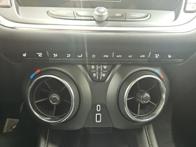 Used 2024 Chevrolet Blazer LT w/ Convenience Package image 9