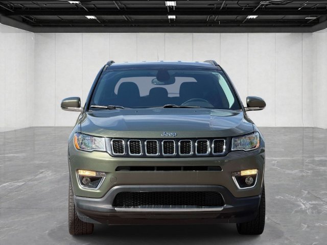 Used 2019 Jeep Compass Limited AWD/4WD image 2