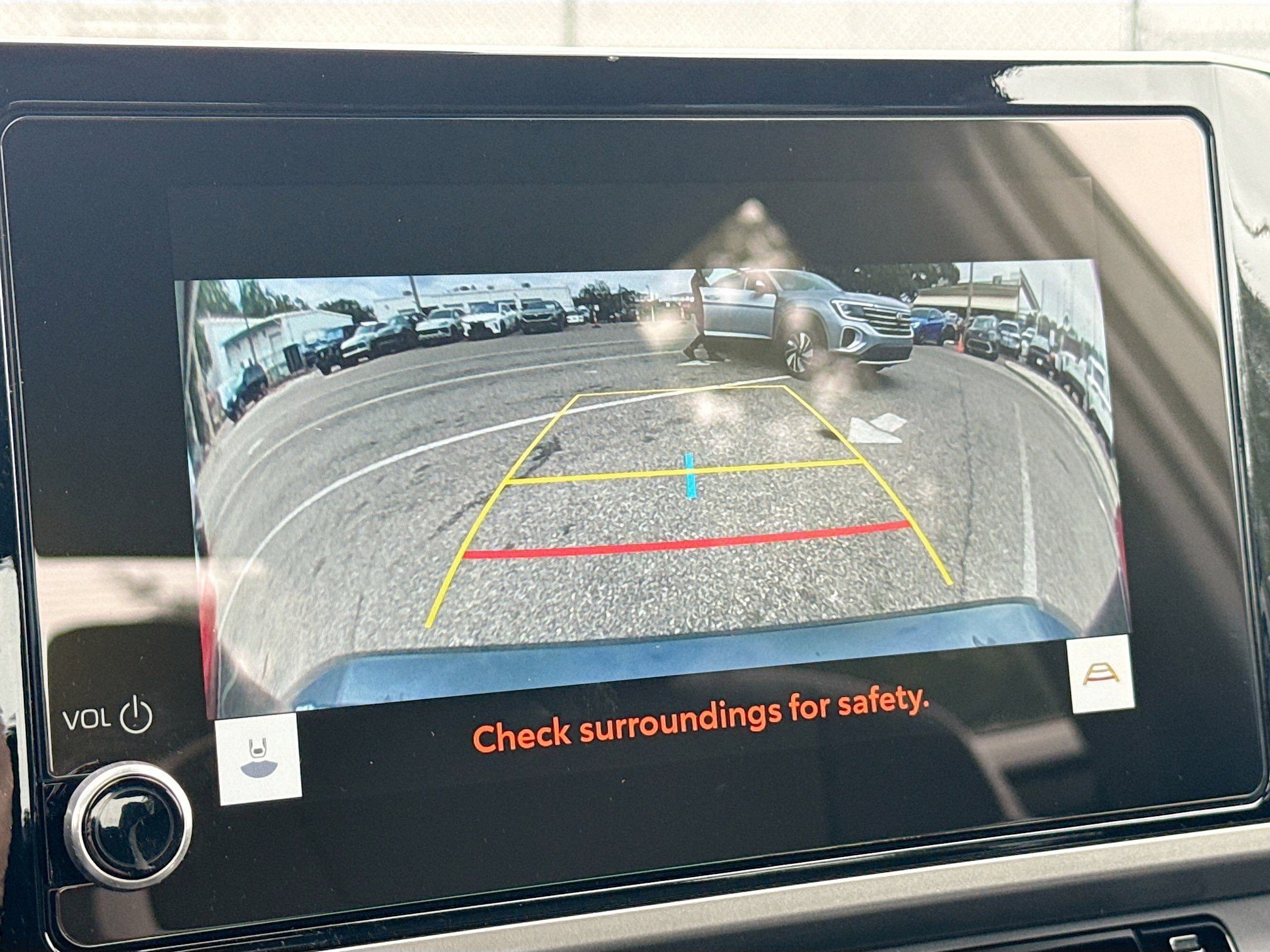 Used 2025 Toyota Camry SE image 32