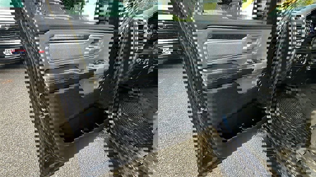 Used 2020 RAM 1500 Big Horn image 11