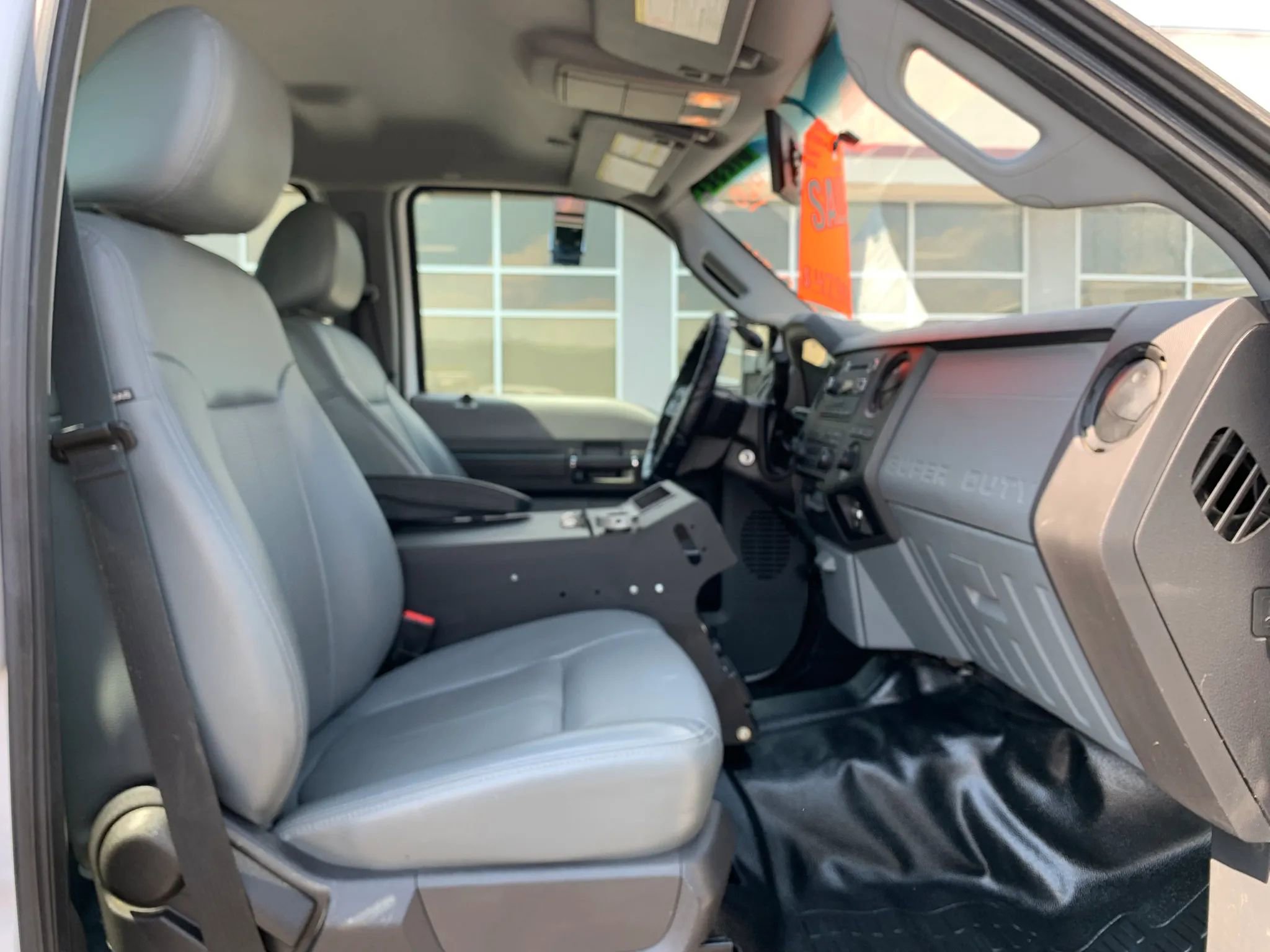 Used 2016 Ford F550 4x4 Crew Cab Super Duty image 26