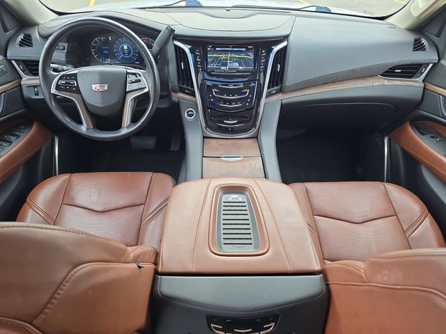 Used 2019 Cadillac Escalade Premium Luxury AWD/4WD image 31