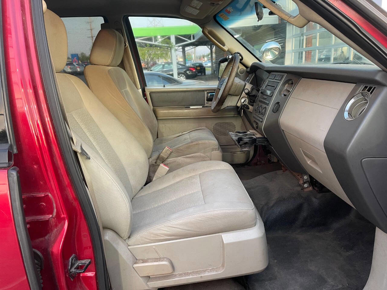 Used 2007 Ford Expedition EL XLT AWD/4WD image 9