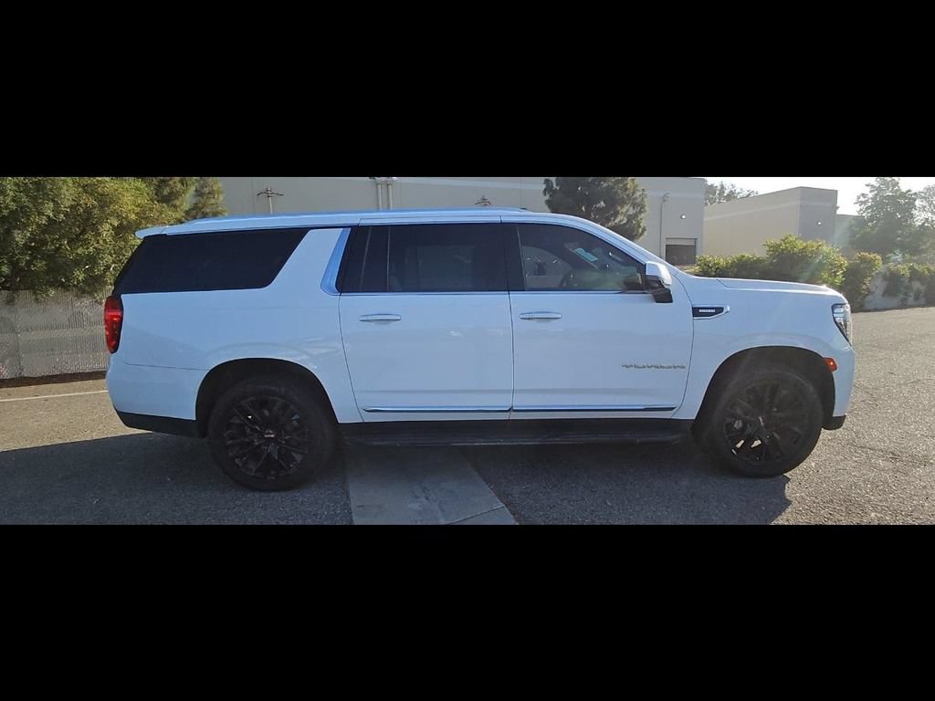 Used 2022 GMC Yukon XL SLT w/ SLT Luxury Package RWD image 10