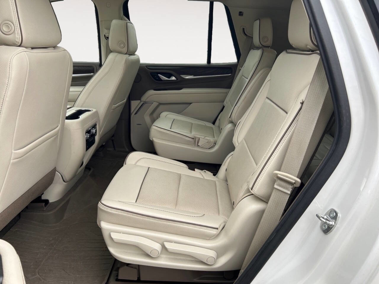 Used 2021 GMC Yukon Denali image 10