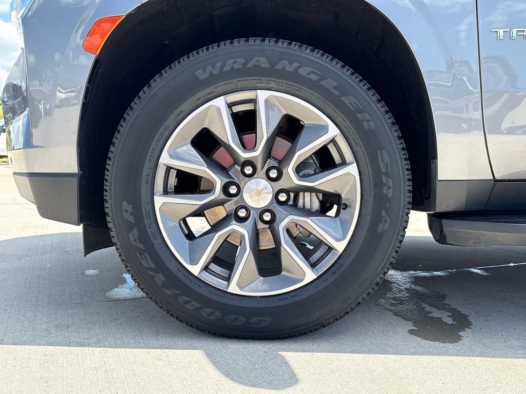 Used 2021 Chevrolet Tahoe LT w/ LT Signature Package AWD/4WD image 13