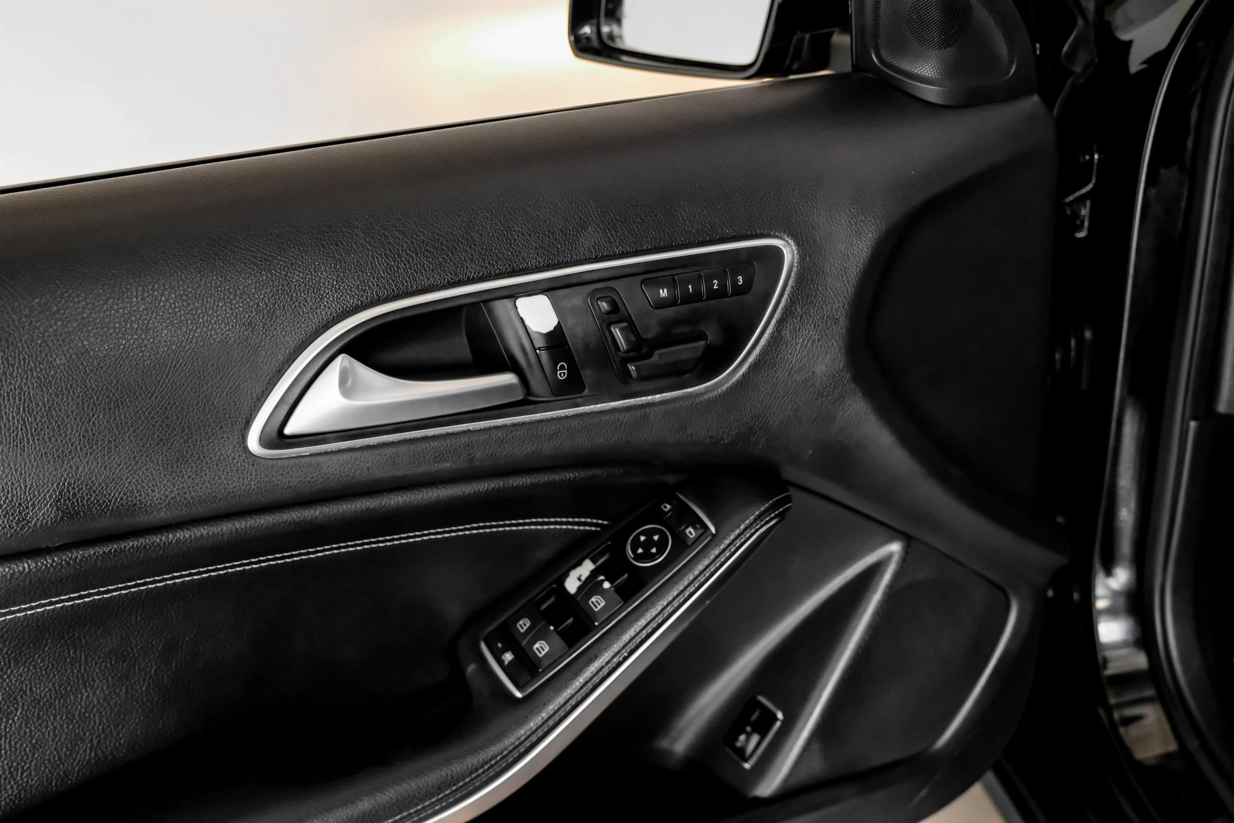 Used 2016 Mercedes-Benz GLA 250 image 40