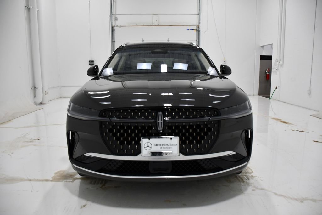 Used 2024 Lincoln Nautilus Black Label image 2