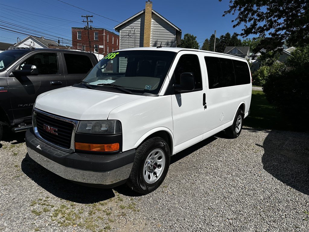 Used 2014 GMC Savana 1500 LT w/ LT Preferred Equipment Group RWD image 1