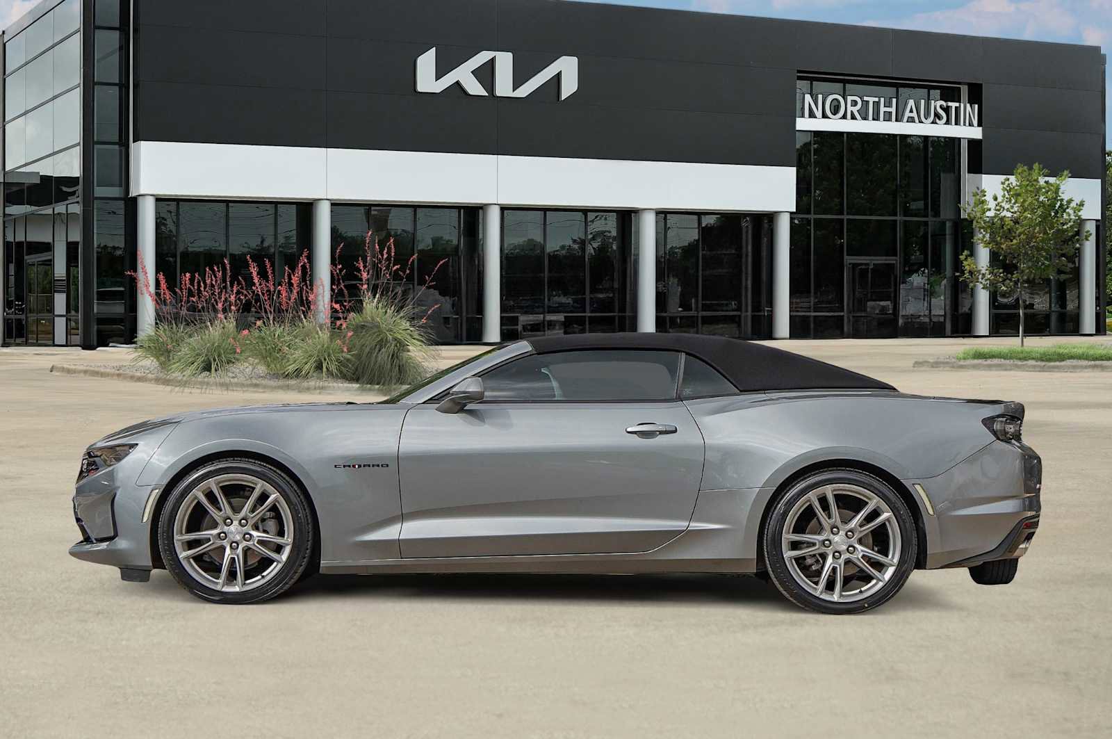 Used 2023 Chevrolet Camaro LT w/ RS Package image 4