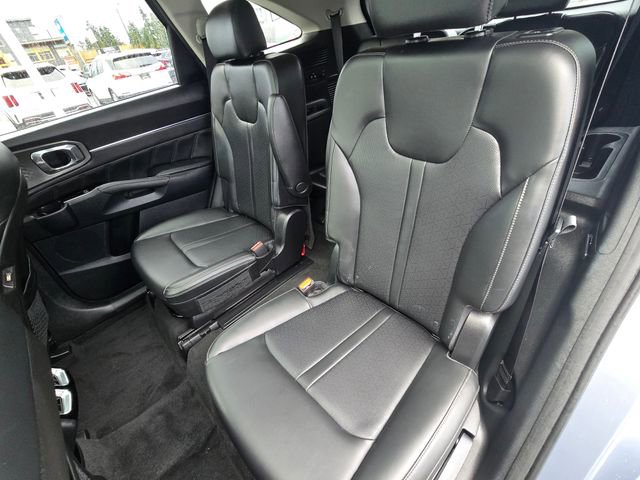 Certified 2023 Kia Sorento SX image 21