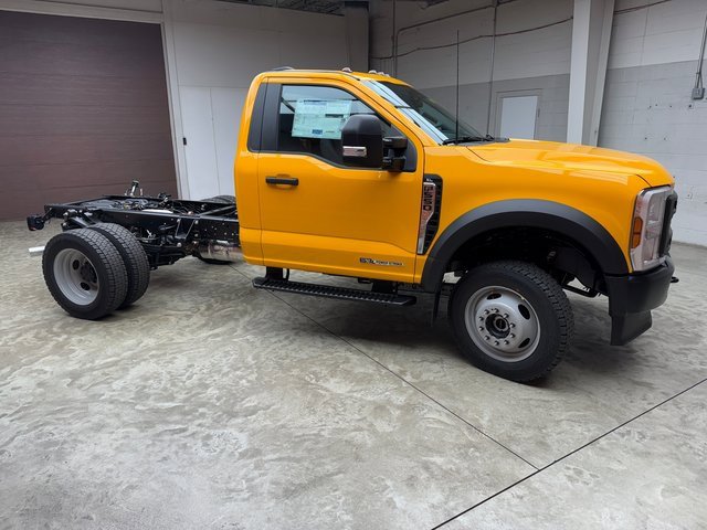 New 2026 Ford F550 4x4 Regular Cab Super Duty image 6