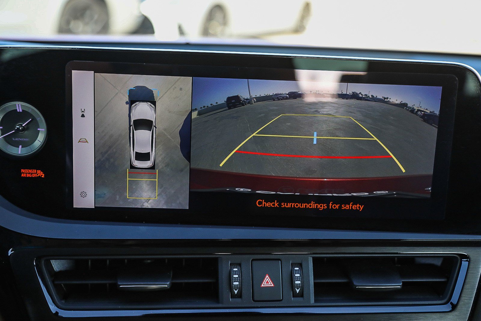 Used 2024 Lexus ES 300h w/ Accessory Package (Z2) FWD image 23