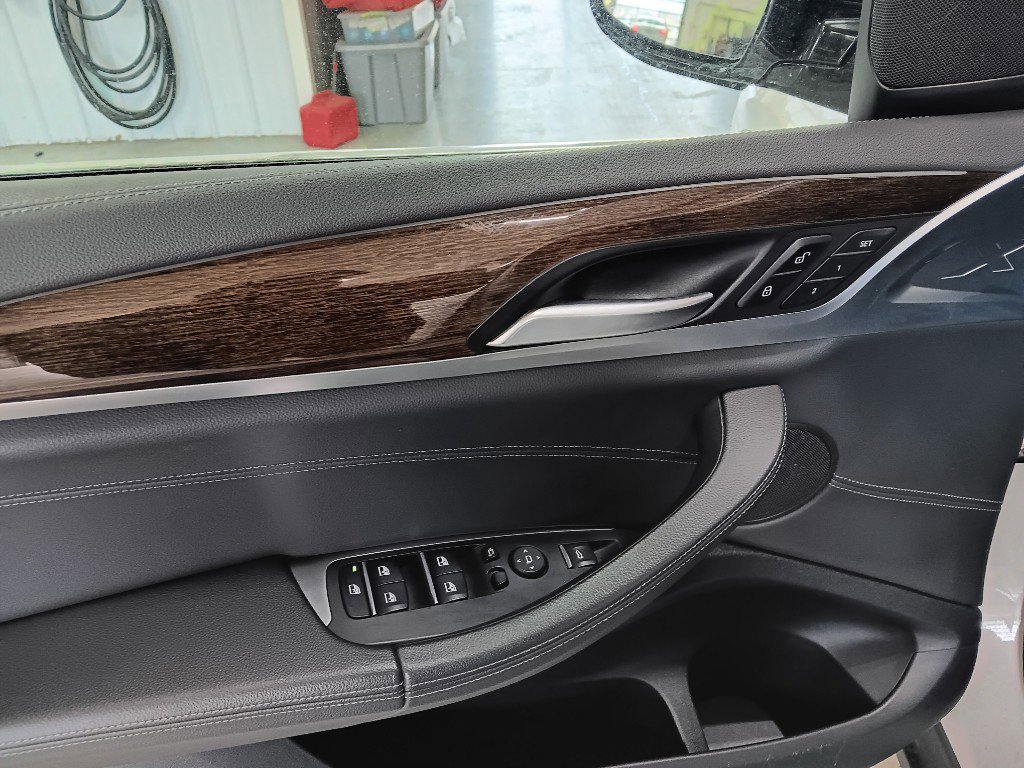 Used 2018 BMW X3 xDrive30i image 9