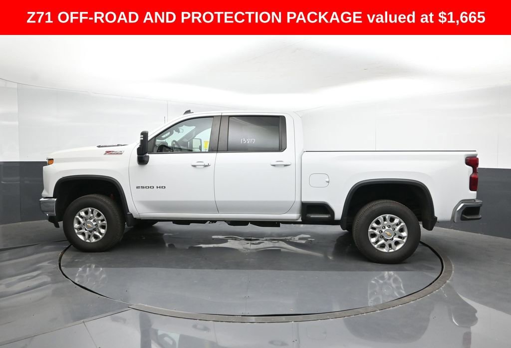 Used 2024 Chevrolet Silverado 2500 LT image 3