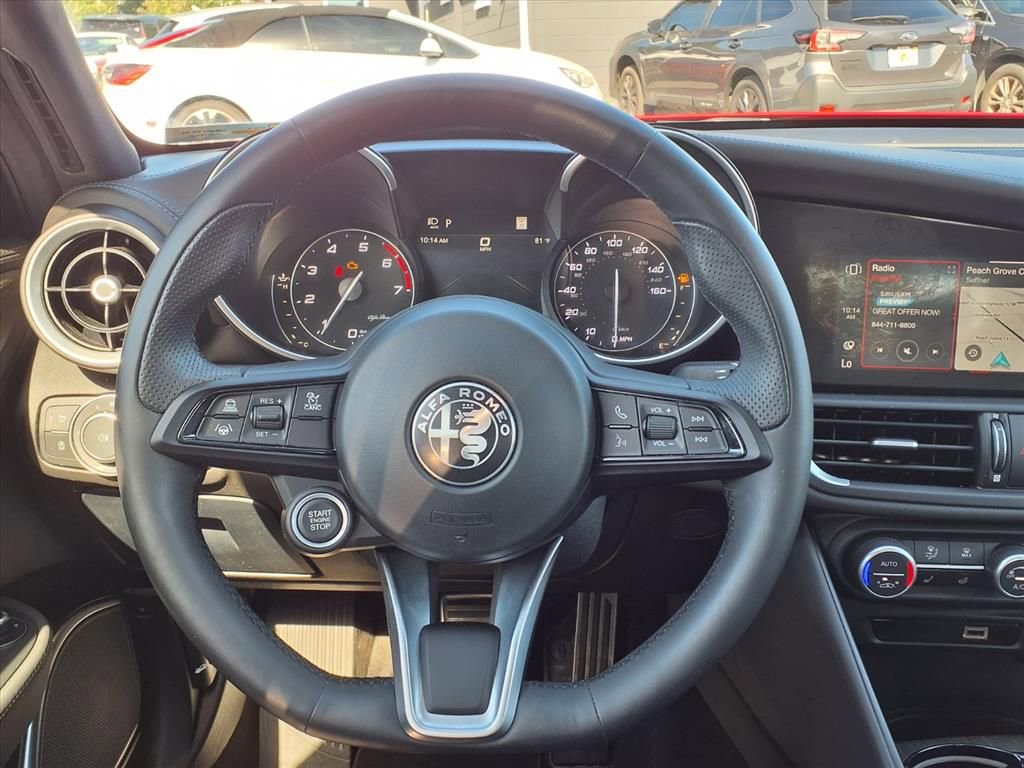 Used 2023 Alfa Romeo Giulia Ti image 33
