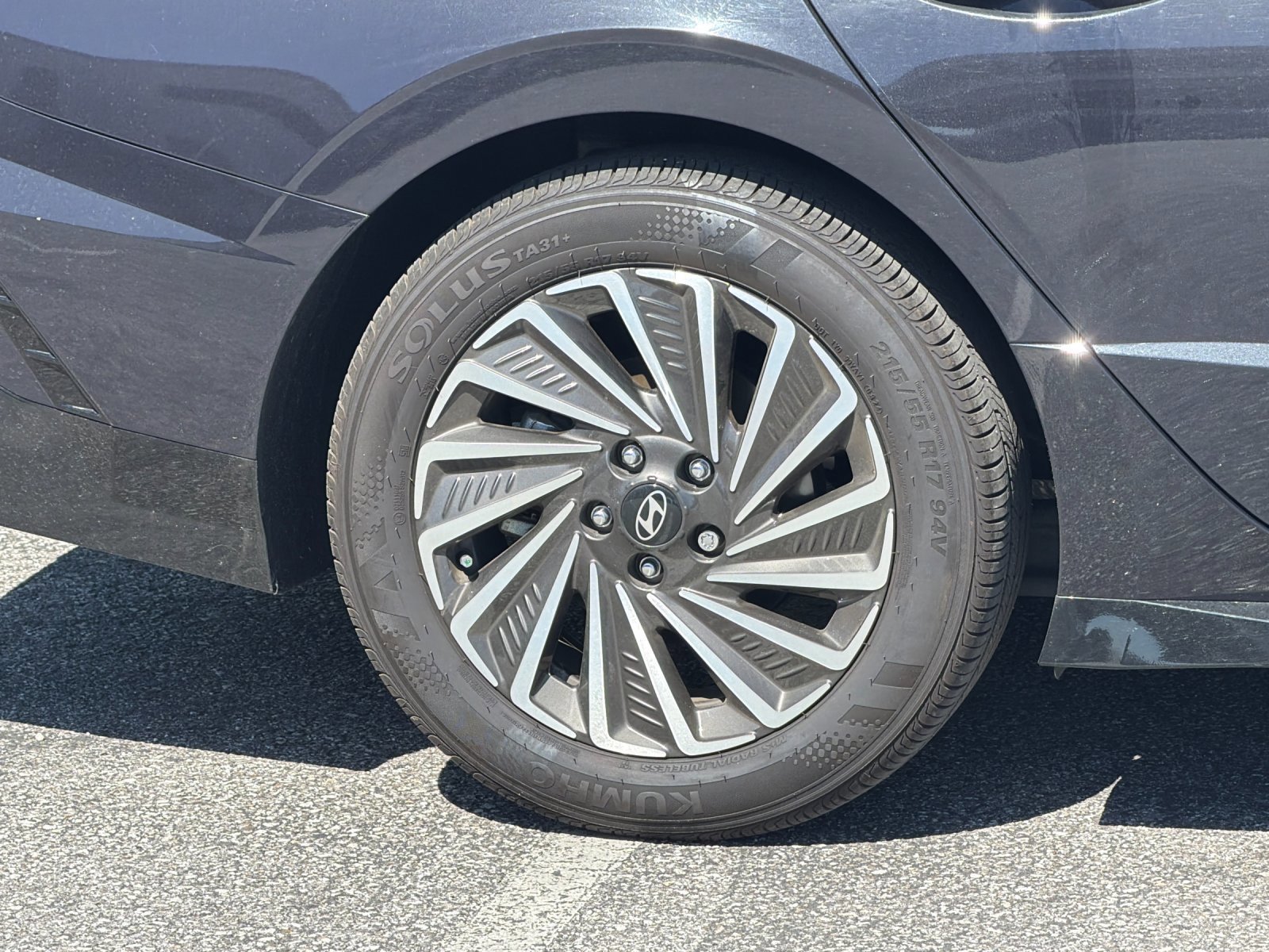 Used 2024 Hyundai Sonata Limited FWD image 26
