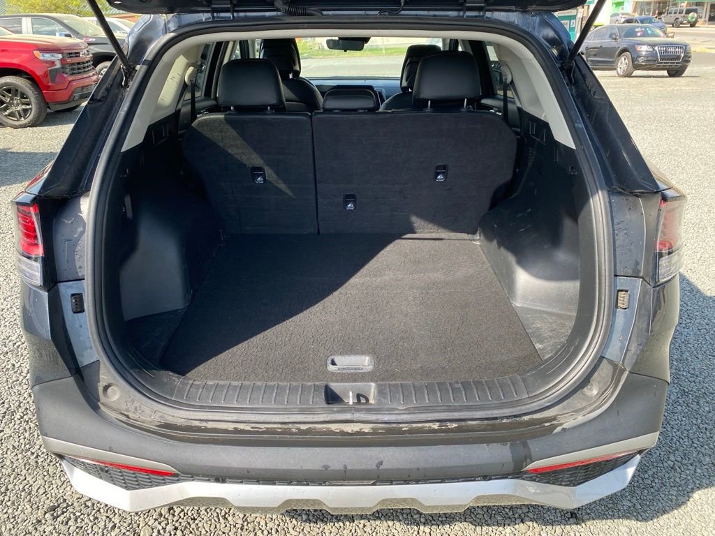 Used 2023 Kia Sportage EX image 18