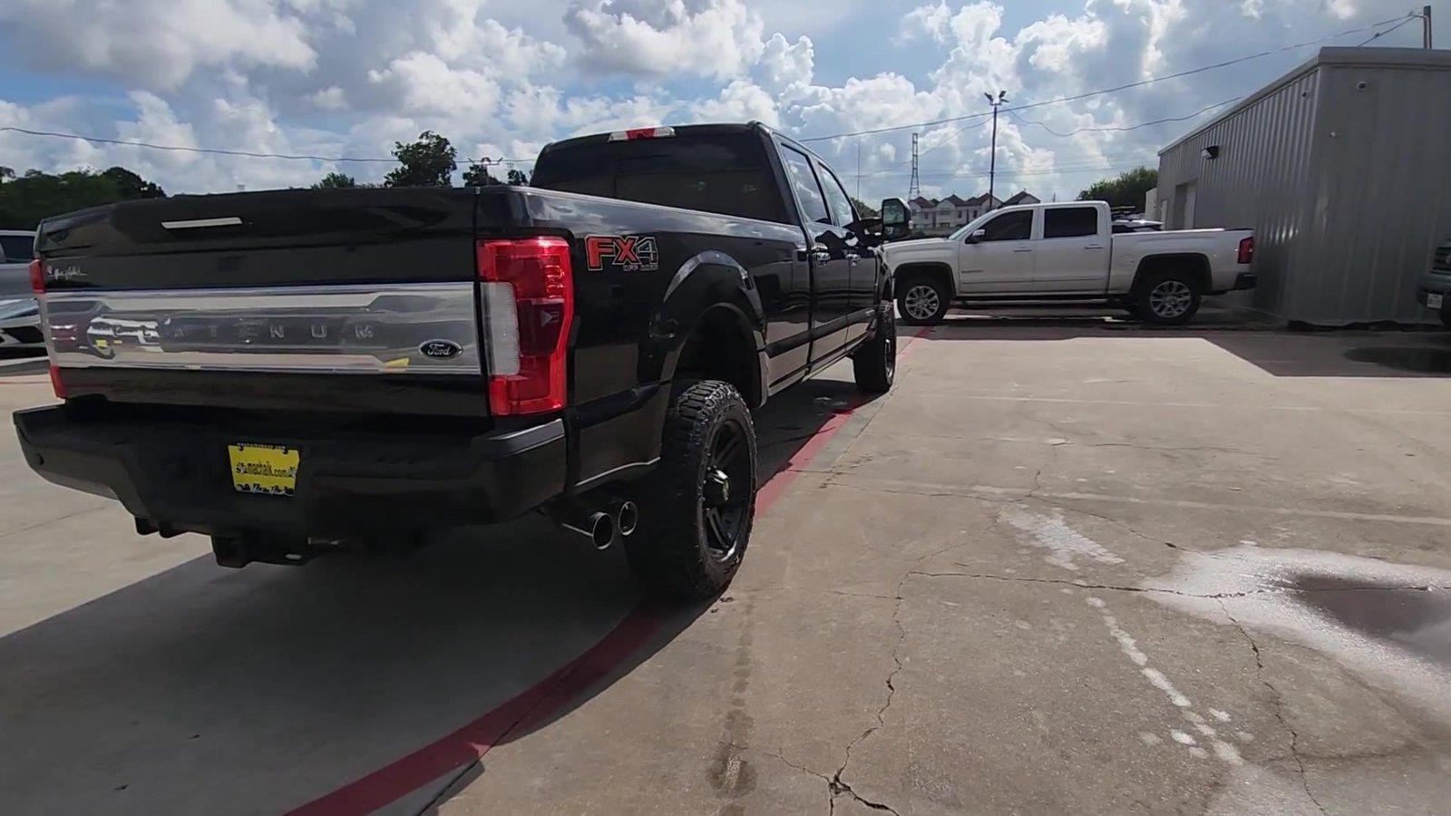 Used 2017 Ford F350 Platinum w/ Platinum Ultimate Package AWD/4WD image 8