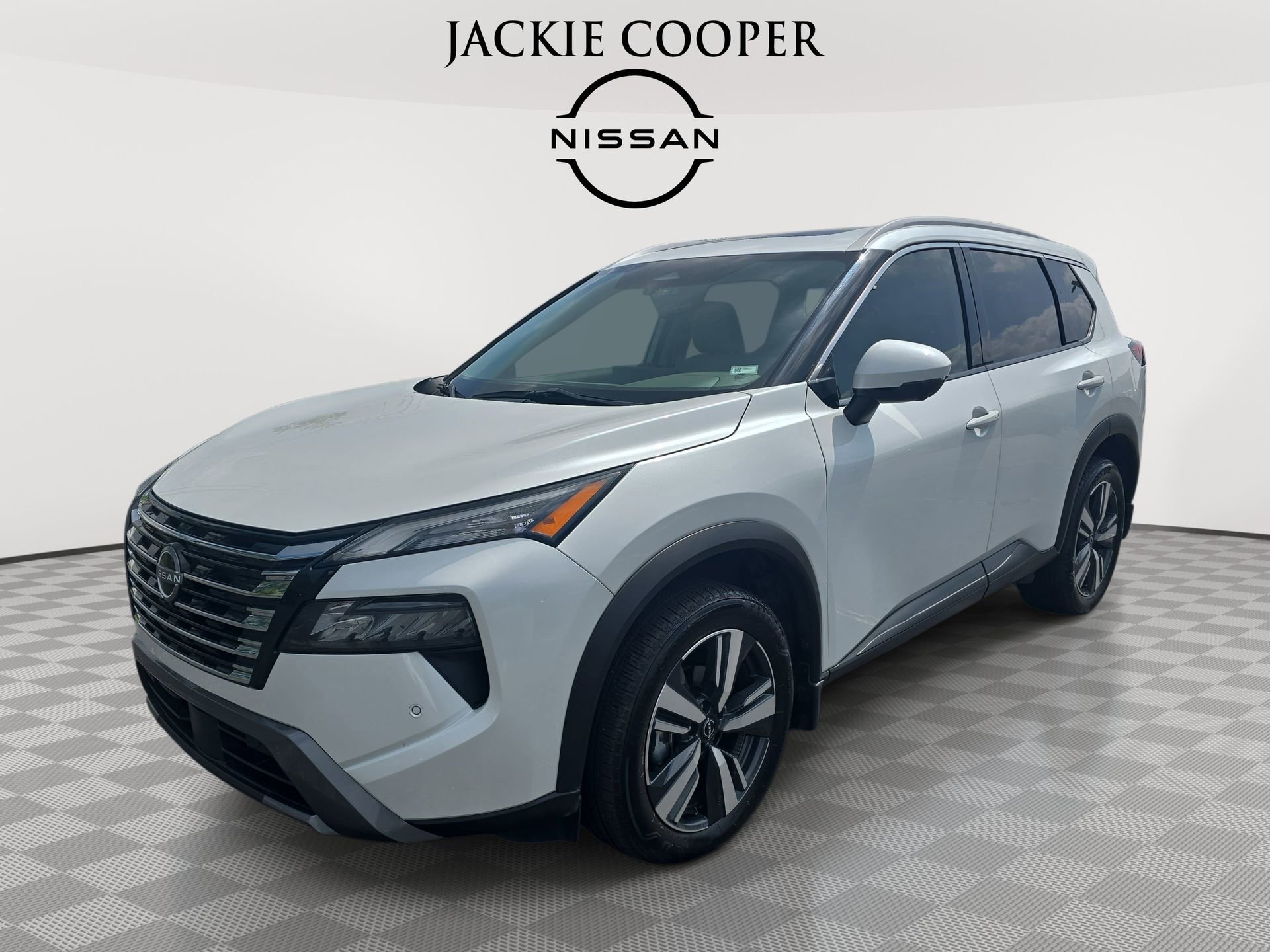 Used 2024 Nissan Rogue SL w/ SL Premium Package FWD image 1
