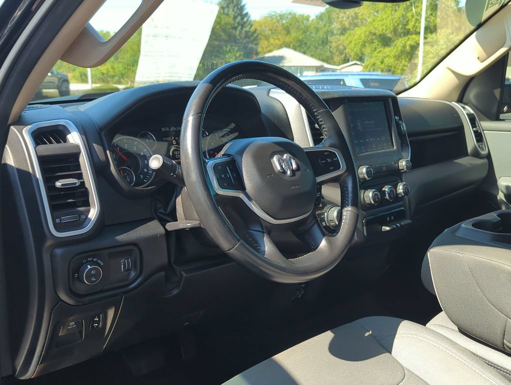 Used 2020 RAM 1500 Big Horn AWD/4WD image 11