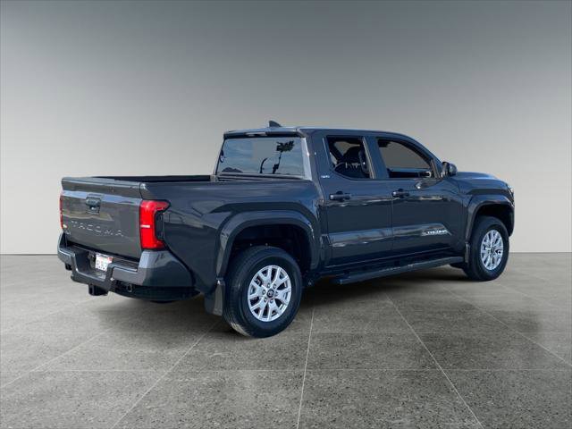 Certified 2025 Toyota Tacoma SR5 AWD/4WD image 5