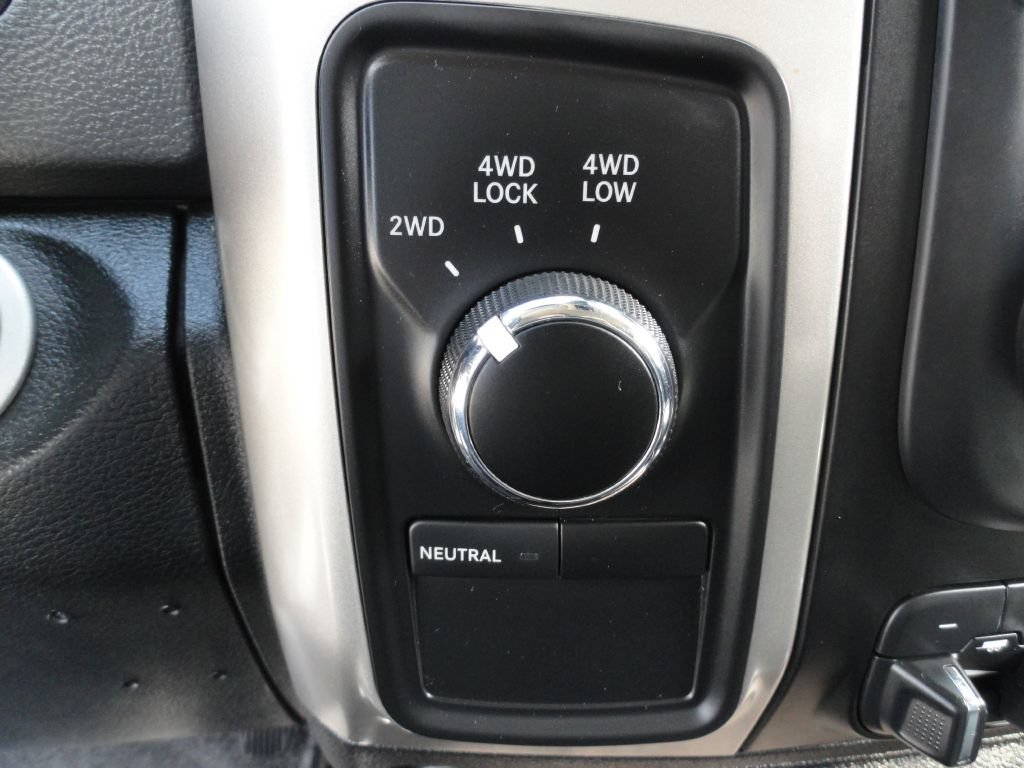 Used 2016 RAM 2500 SLT AWD/4WD image 15