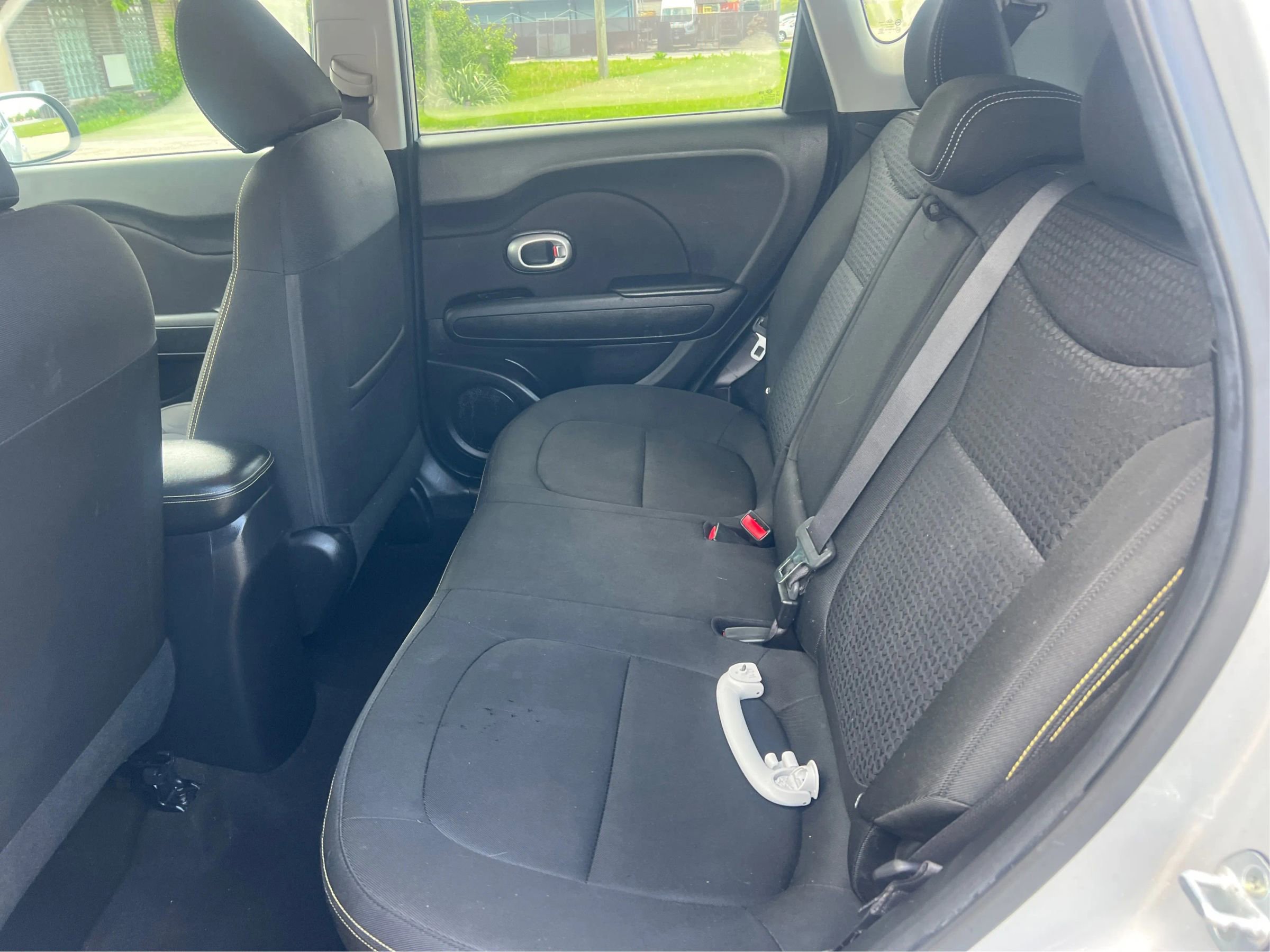 Used 2015 Kia Soul + FWD image 11