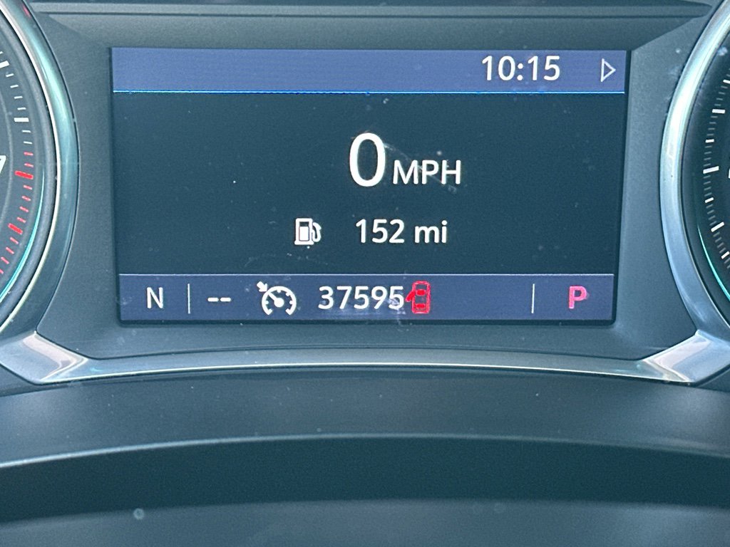 Used 2020 Chevrolet Traverse LT w/ LPO, Floor Liner Package image 16