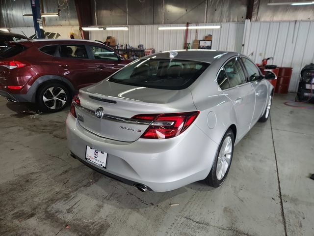 Used 2016 Buick Regal FWD image 4
