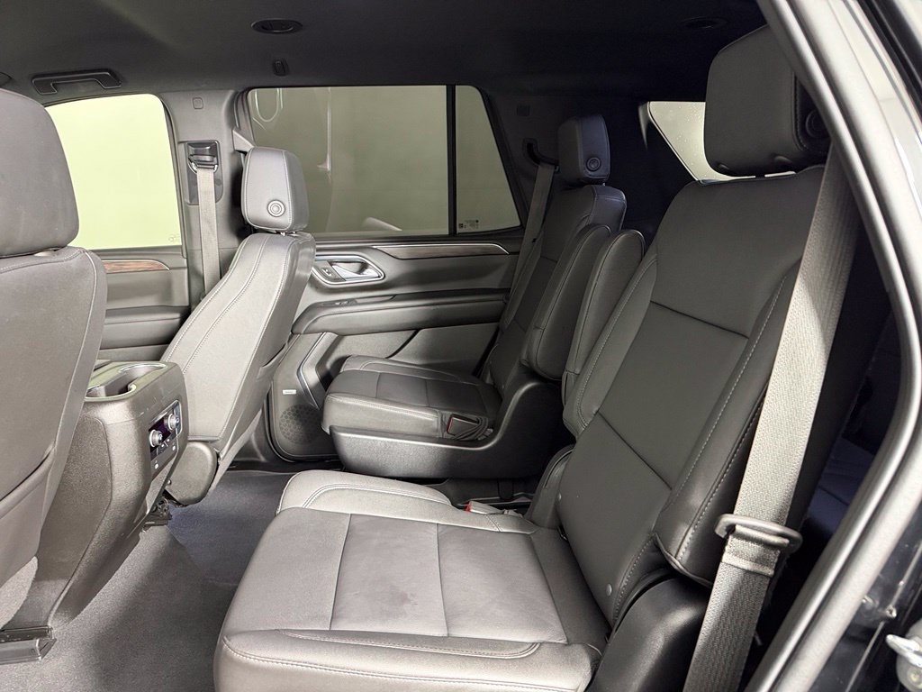Used 2023 Chevrolet Tahoe LT RWD image 17