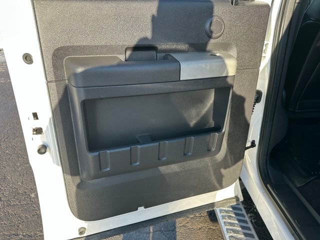 Used 2016 Ford F250 Lariat w/ Chrome Package image 24