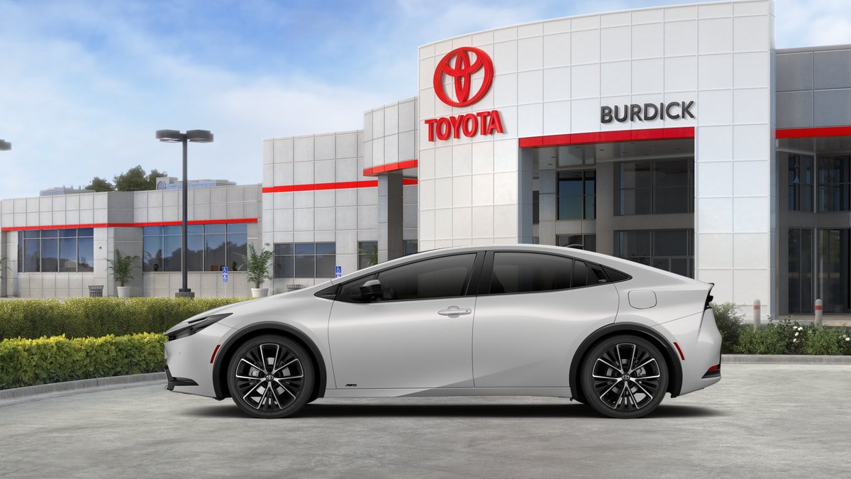 New 2027 Toyota Prius Limited w/ Limited Premium Package AWD/4WD image 6