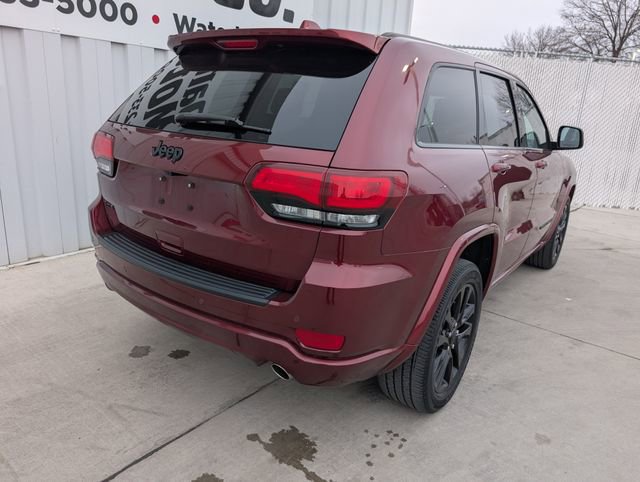 Used 2019 Jeep Grand Cherokee Altitude AWD/4WD image 15