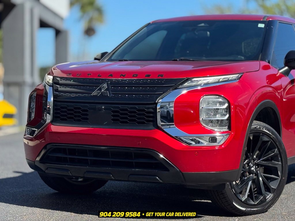 Used 2022 Mitsubishi Outlander SE FWD image 3