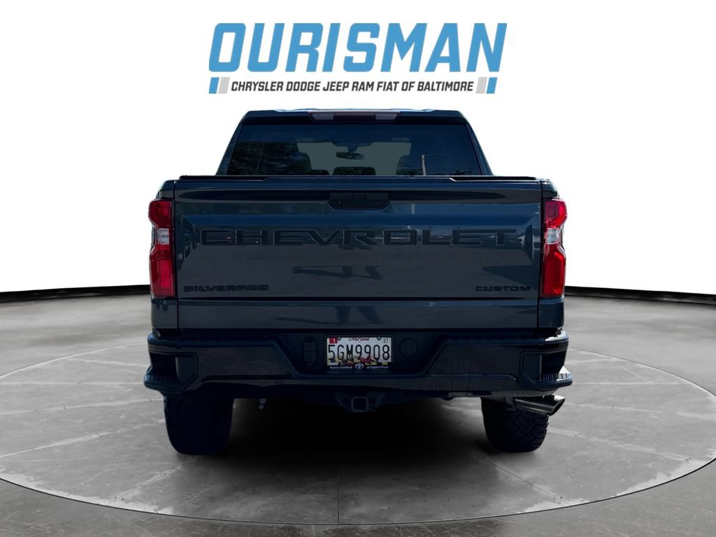 Used 2021 Chevrolet Silverado 1500 Custom Trail Boss w/ LPO, Dark Essentials Package AWD/4WD image 5