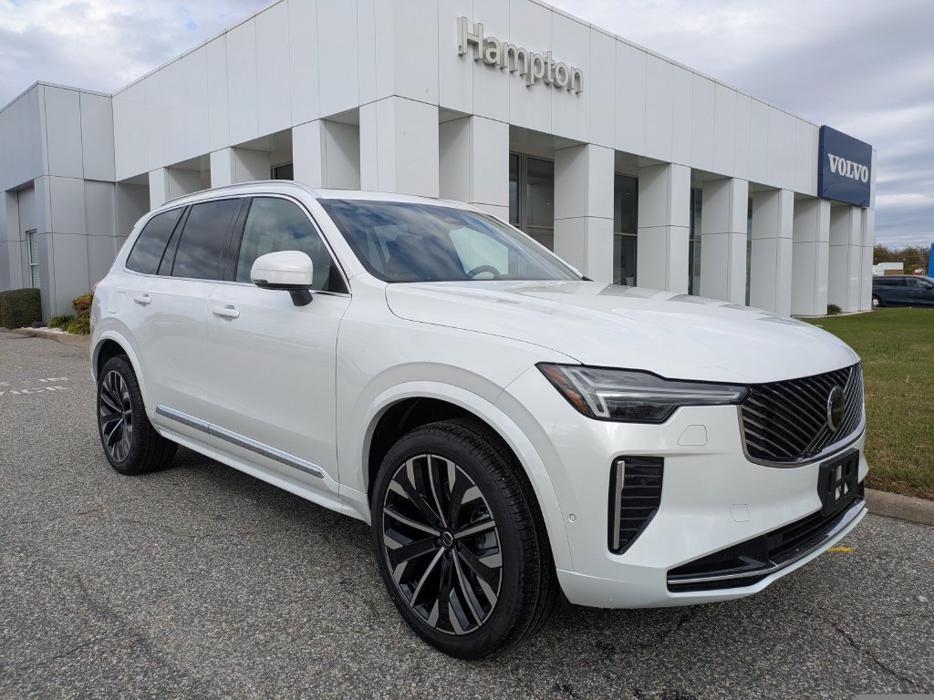 New 2026 Volvo XC90 B6 Plus w/ Protection Package Premier AWD/4WD image 2
