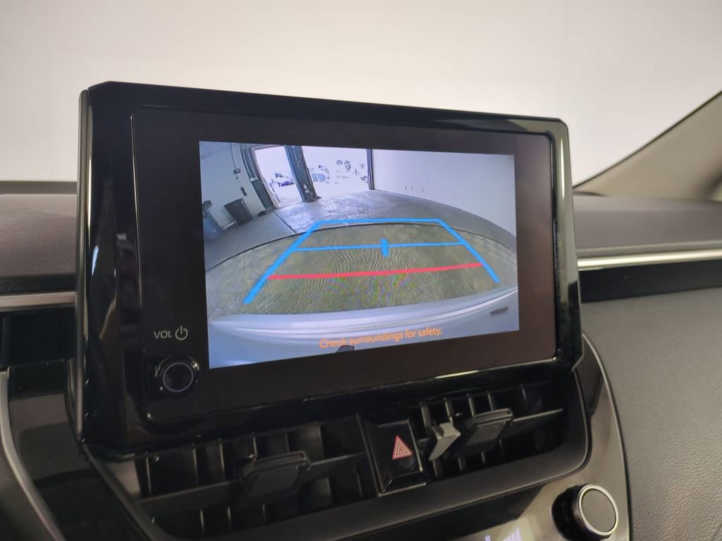 Used 2023 Toyota Corolla LE image 24