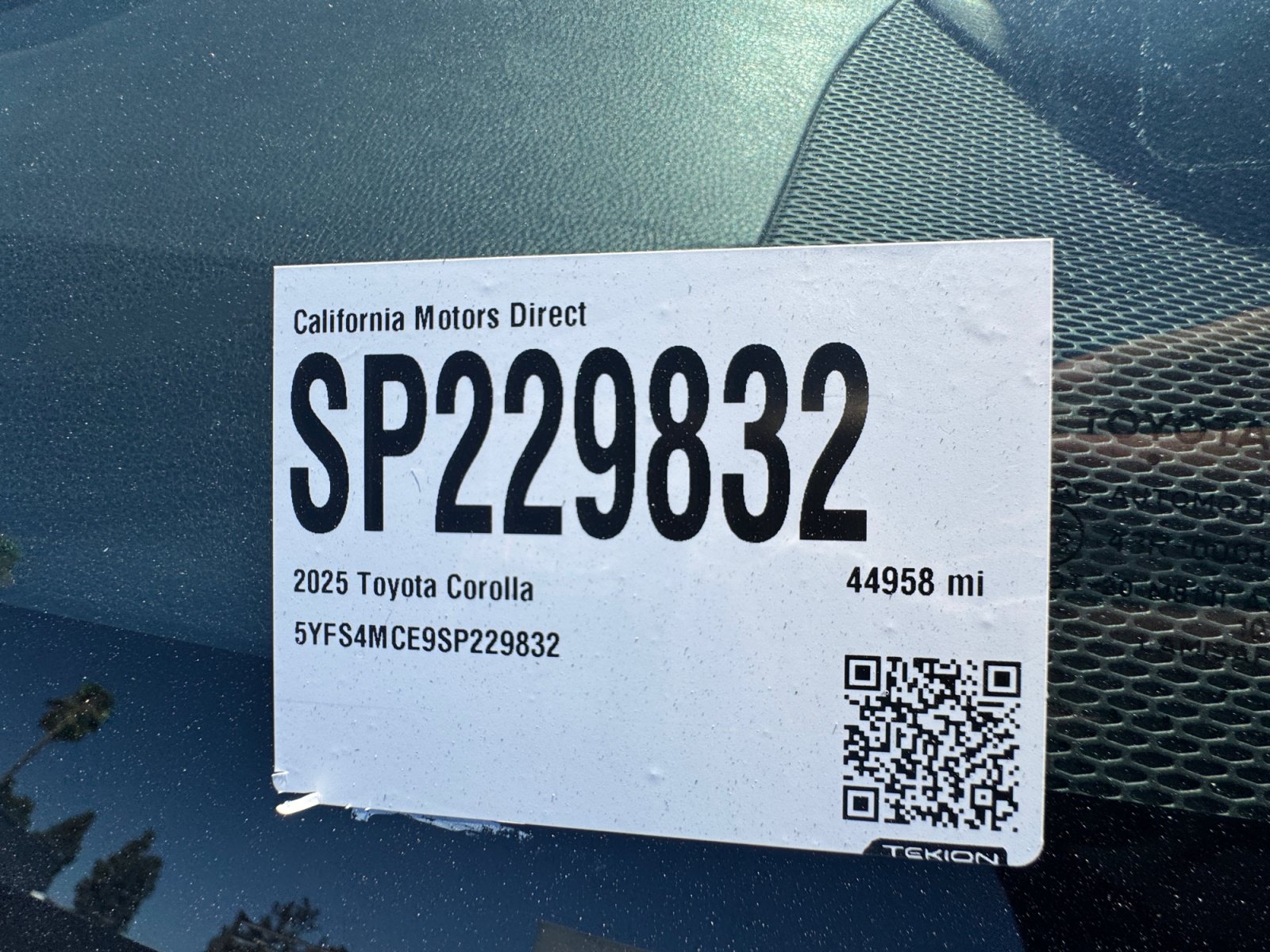 Used 2025 Toyota Corolla SE FWD image 19