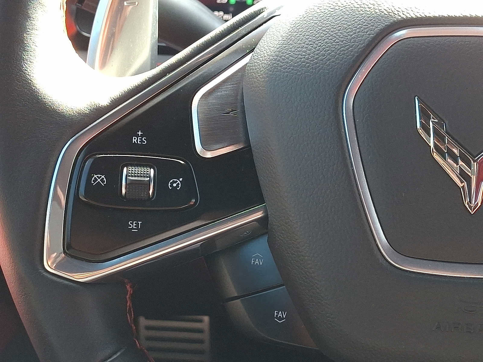 Used 2021 Chevrolet Corvette Stingray Preferred Cpe w/ Z51 Performance Package image 20