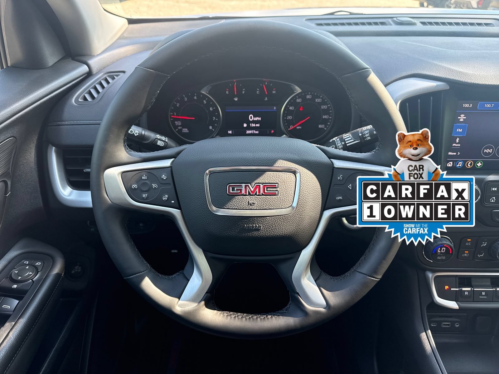 Used 2023 GMC Terrain SLT AWD/4WD image 14