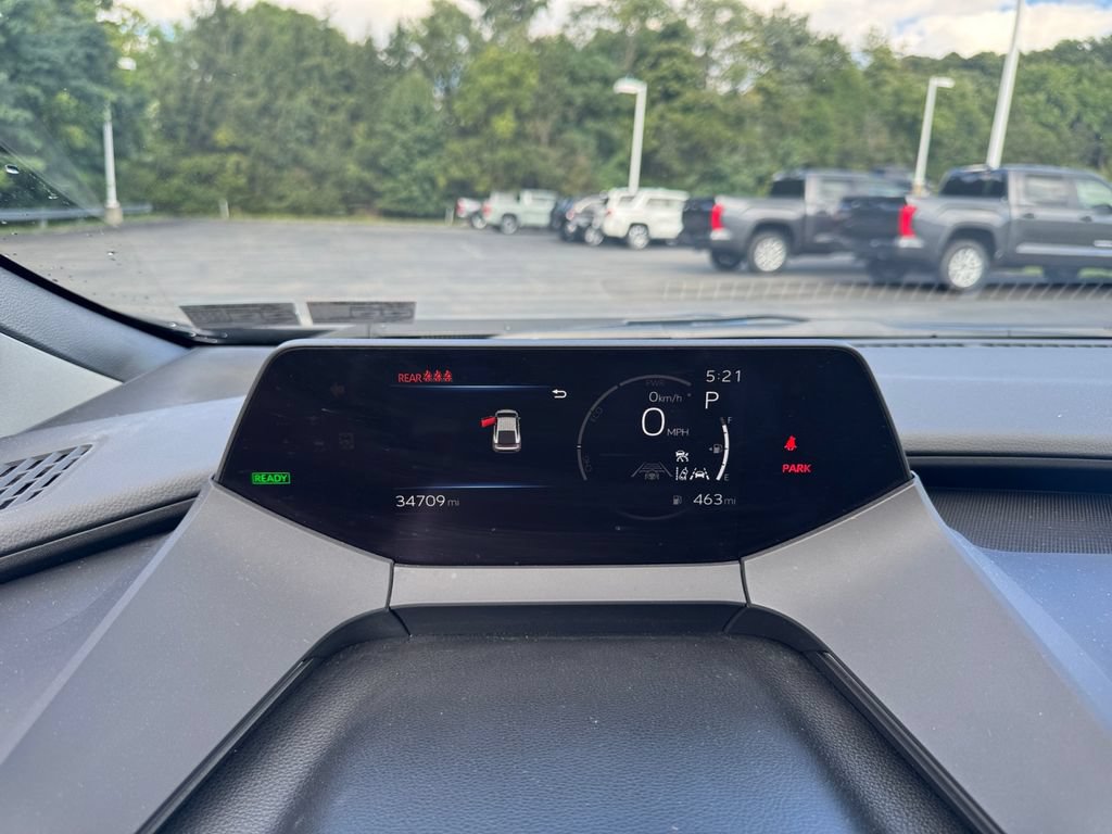 Used 2023 Toyota Prius LE FWD image 16