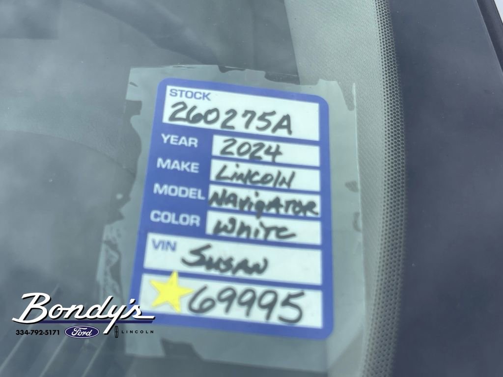 Used 2024 Lincoln Navigator L Reserve image 21