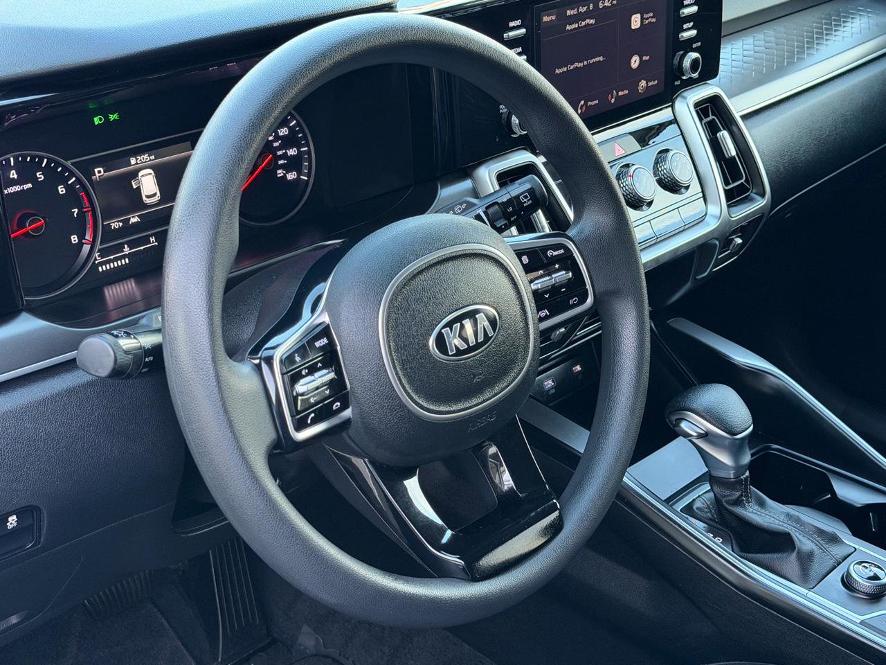Used 2021 Kia Sorento LX FWD image 14
