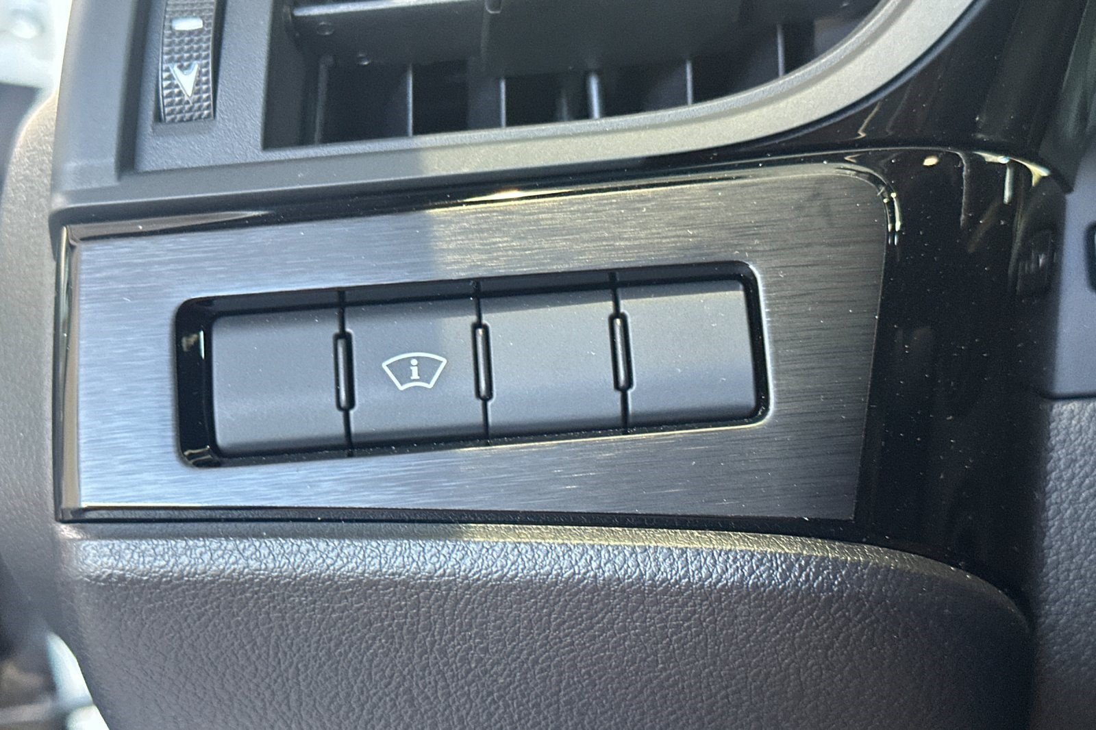 Certified 2024 Lexus ES 300h w/ Premium Package FWD image 34