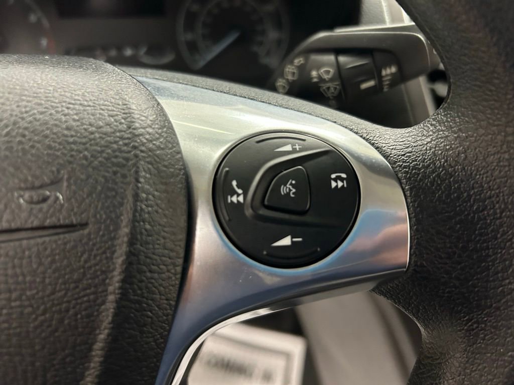 Used 2022 Ford Transit Connect XL image 9