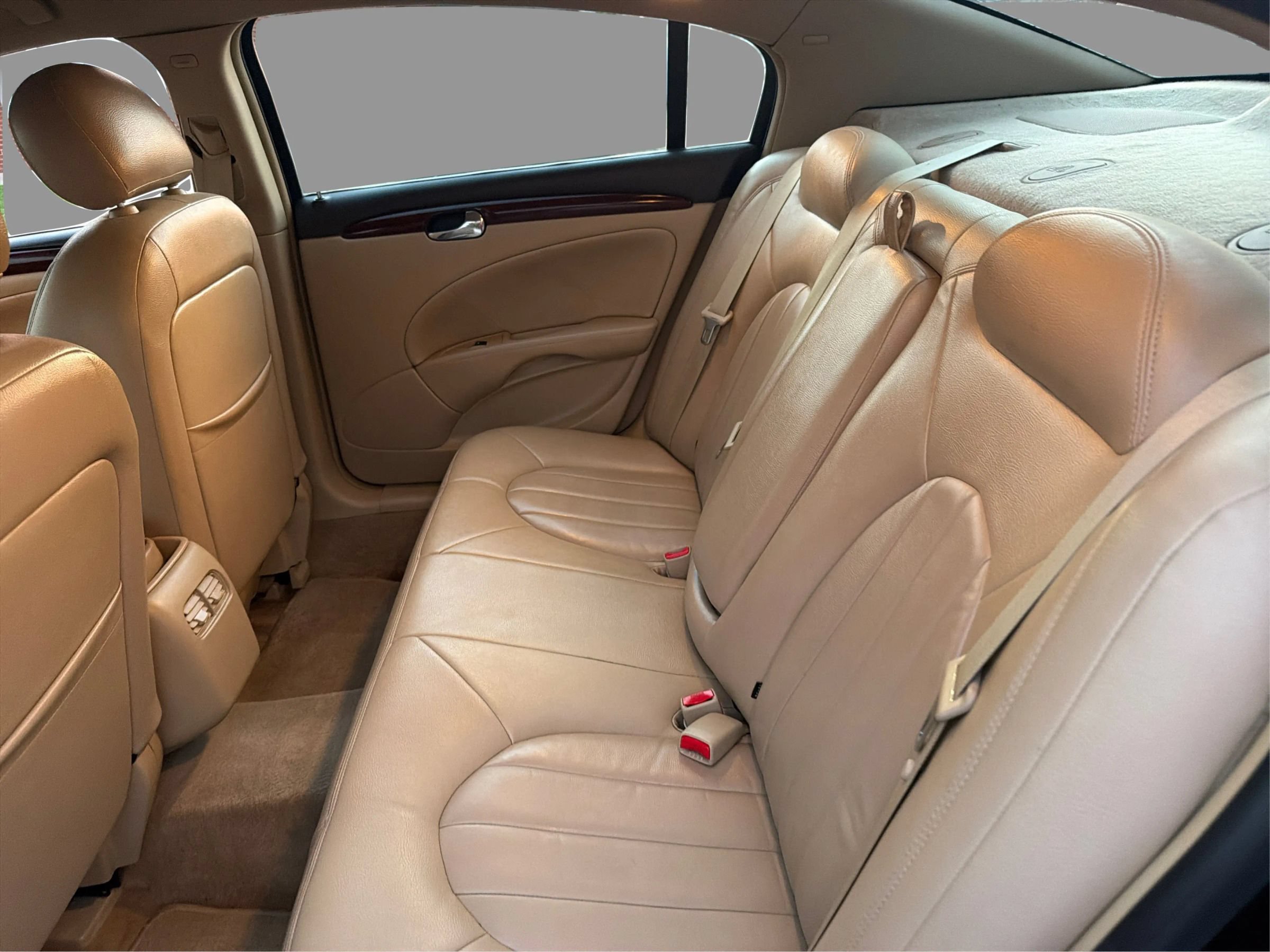 Used 2008 Buick Lucerne CX FWD image 11