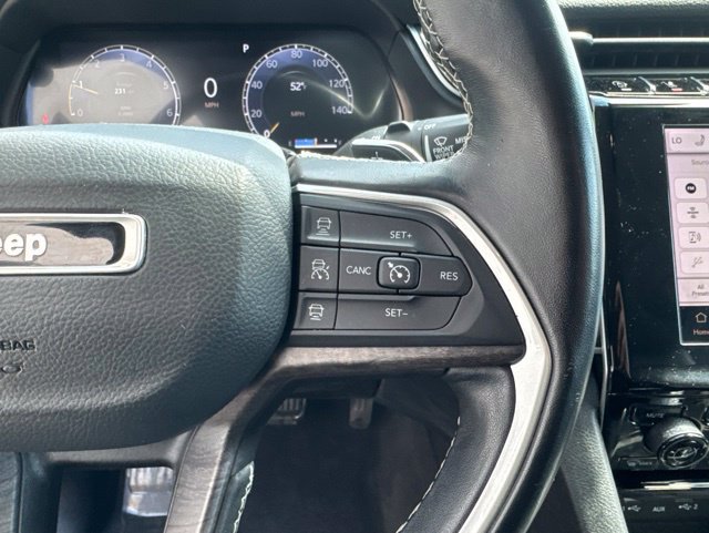 Used 2022 Jeep Grand Cherokee L Limited AWD/4WD image 12