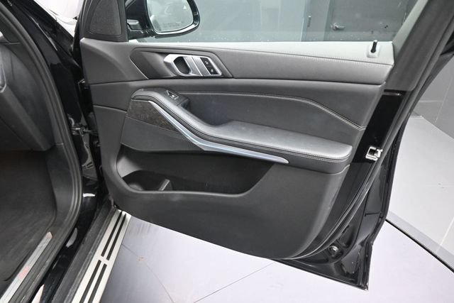 Used 2023 BMW X5 xDrive40i w/ Premium Package AWD/4WD image 21