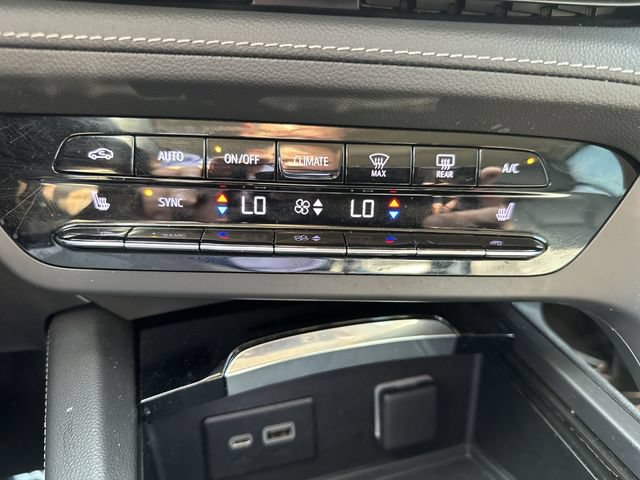 Certified 2023 Buick Envision Essence FWD image 19